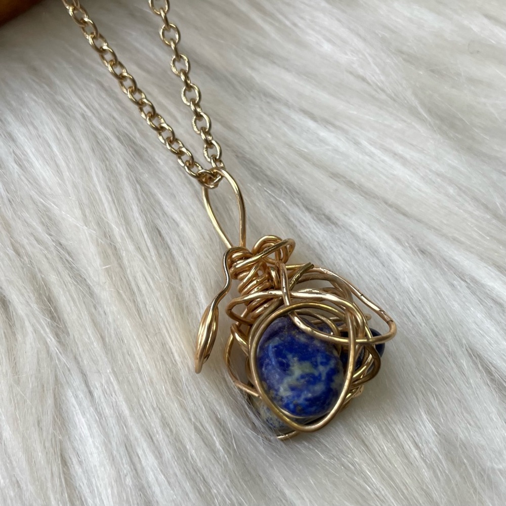 Lapis Lazuli wire wrap gold tone necklace